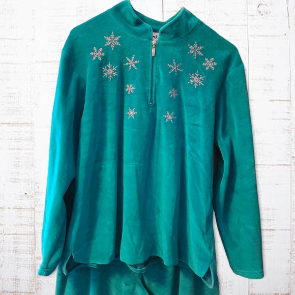 Teal Velvety 2pc Set w/ Sparkly Snowflakes by Links - Picture 3 of 10